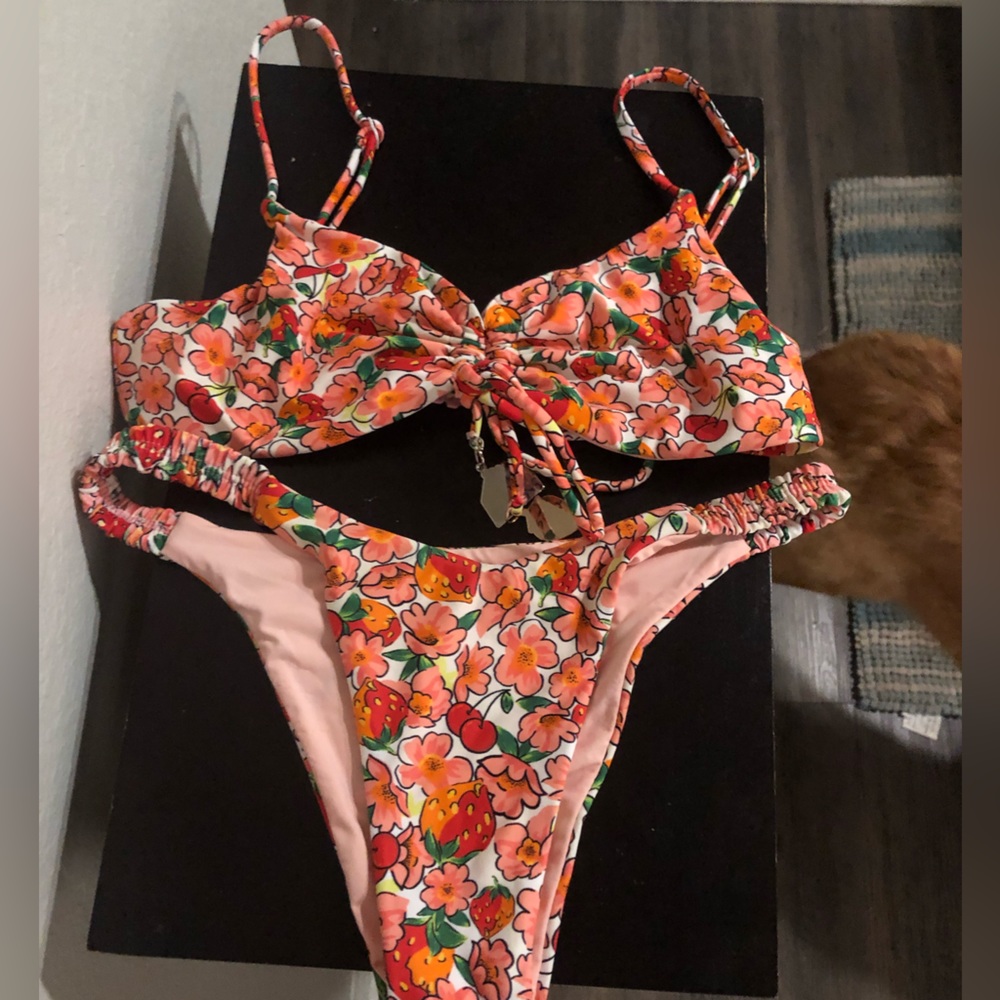 Blackbough bikini set